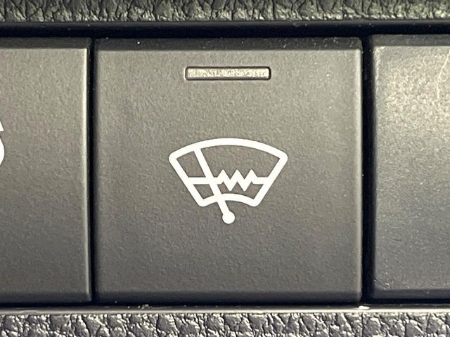 TOYOTA RAV4 HYBRID 4WD 2019 Image 31