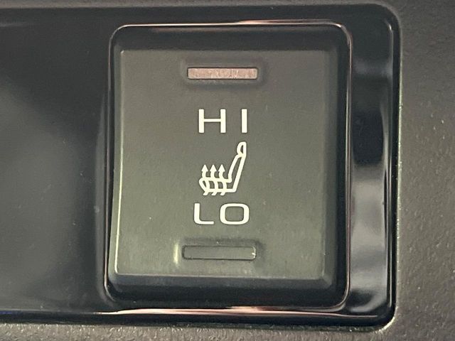 TOYOTA RAV4 HYBRID 4WD 2019 Image 31