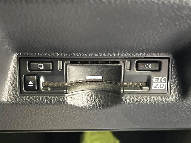 TOYOTA YARIS CROSS HYBRID 2025 Image 31