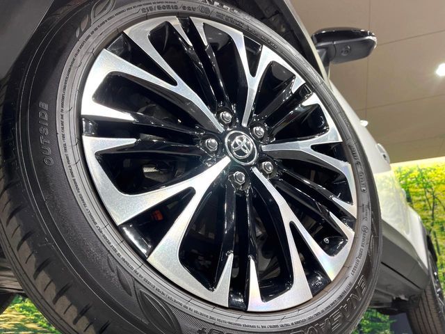 TOYOTA YARIS CROSS HYBRID 2025 Image 31