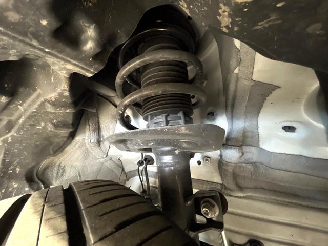 TOYOTA YARIS CROSS HYBRID 2025 Image 31