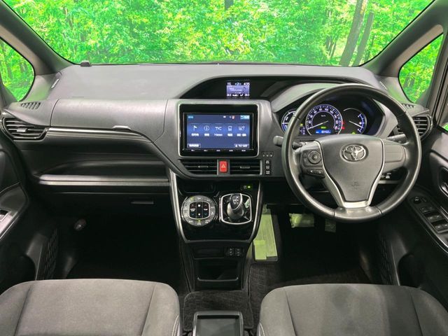 TOYOTA ESQUIRE HYBRID 2017 Image 31