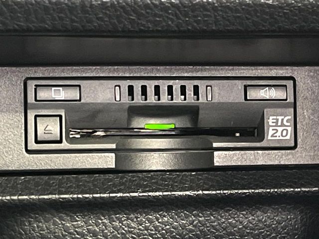 TOYOTA ESQUIRE HYBRID 2017 Image 31