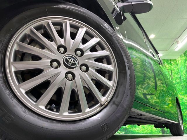 TOYOTA ESQUIRE HYBRID 2017 Image 31