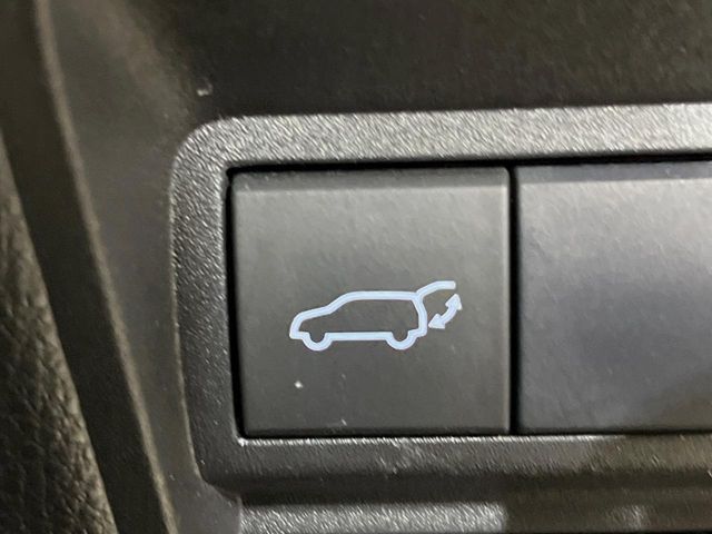 TOYOTA YARIS CROSS HYBRID 2020 Image 31