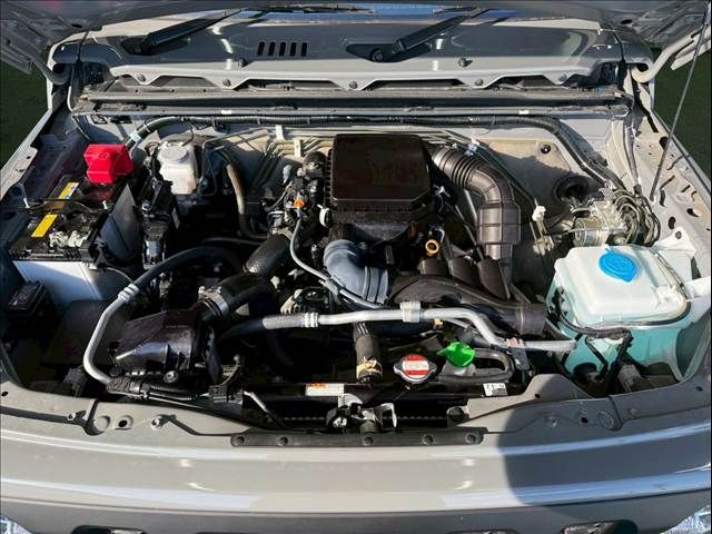 SUZUKI JIMNY 4WD 2024 Image 31