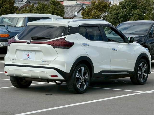 NISSAN KICKS 2023 Image 31