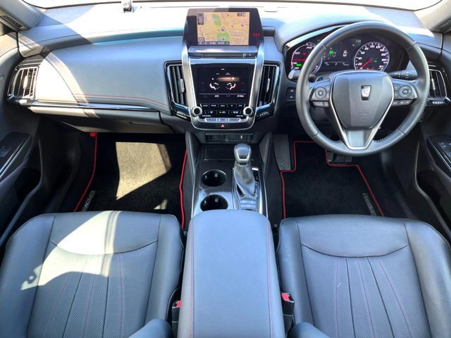 TOYOTA CROWN SEDAN HYBRID 2019 Image 31