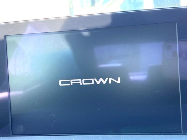 TOYOTA CROWN SEDAN HYBRID 2019 Image 31