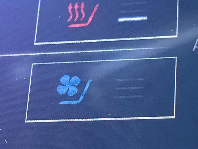 TOYOTA CROWN SEDAN HYBRID 2019 Image 31