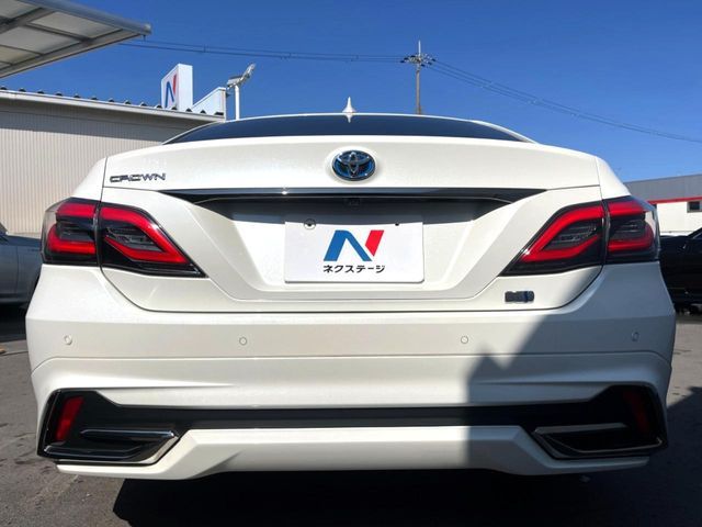 TOYOTA CROWN SEDAN HYBRID 2019 Image 31