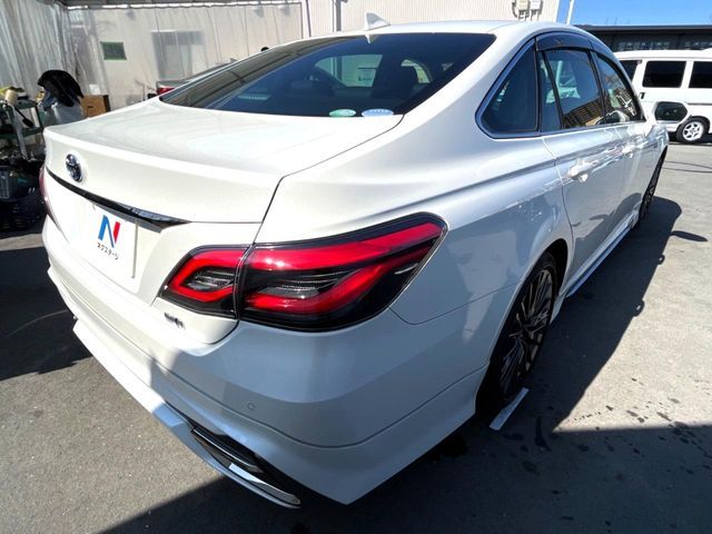 TOYOTA CROWN SEDAN HYBRID 2019 Image 31