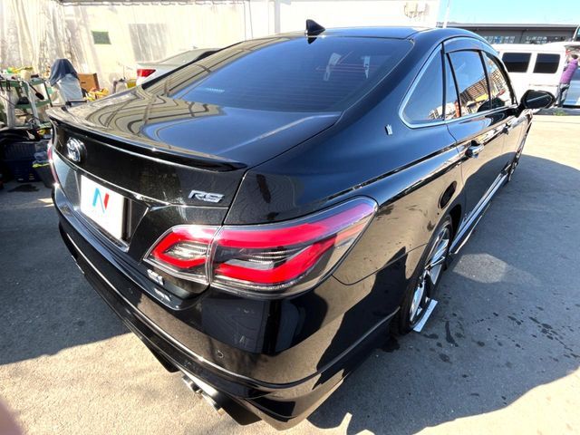 TOYOTA CROWN SEDAN HYBRID 2022 Image 31