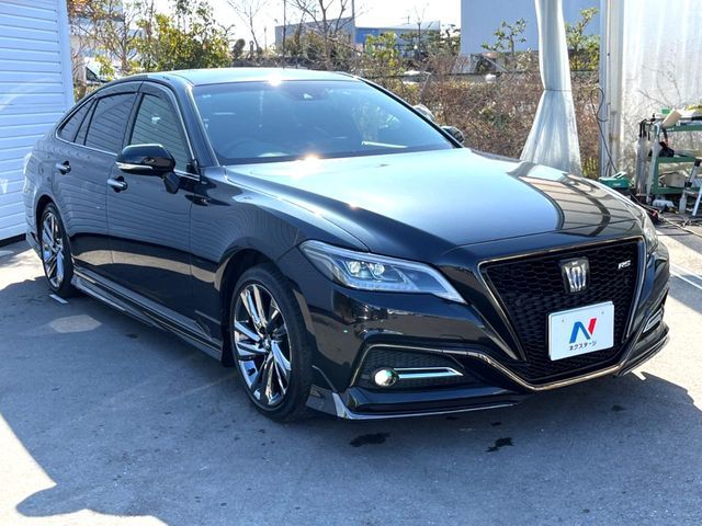 TOYOTA CROWN SEDAN HYBRID 2022 Image 31