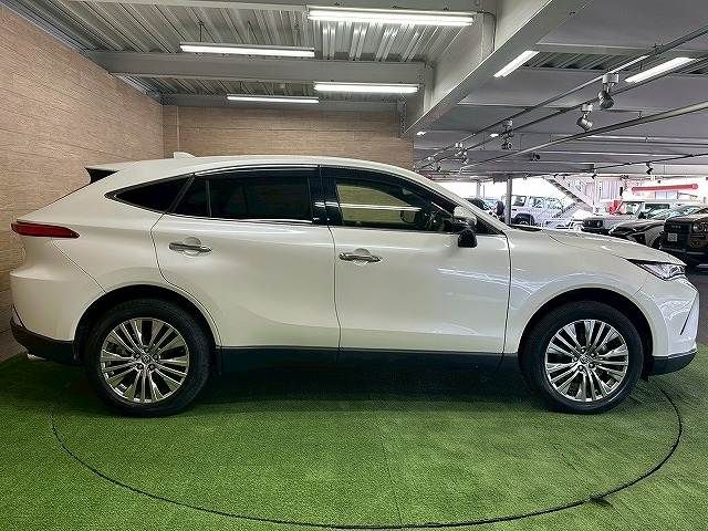 TOYOTA HARRIER HYBRID 2021 Image 31