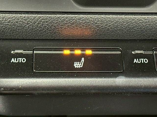 TOYOTA LEXUS UX250H 2019 Image 31