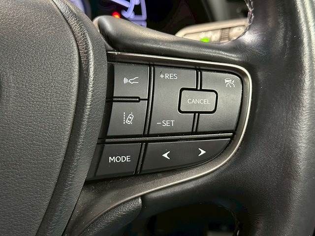 TOYOTA LEXUS UX250H 2019 Image 31