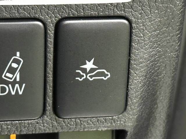 MITSUBISHI OUTLANDER PHEV 2015 Image 31