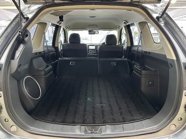 MITSUBISHI OUTLANDER PHEV 2015 Image 31