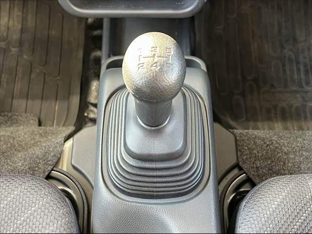 SUZUKI CARRY TRUCK 4WD 2024 Image 31