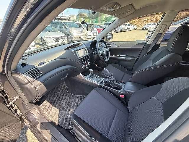 SUBARU IMPREZA 5DOOR 2010 Image 31