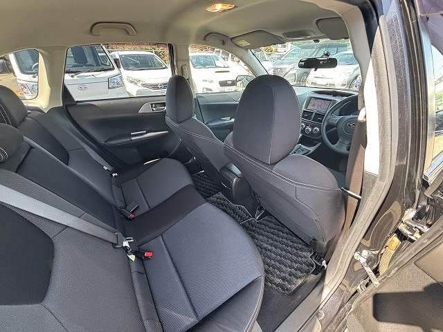 SUBARU IMPREZA 5DOOR 2010 Image 31