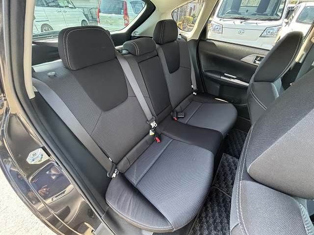 SUBARU IMPREZA 5DOOR 2010 Image 31