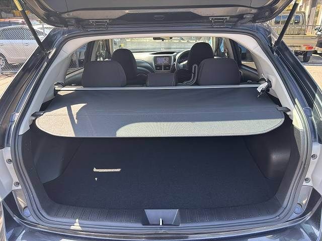 SUBARU IMPREZA 5DOOR 2010 Image 31