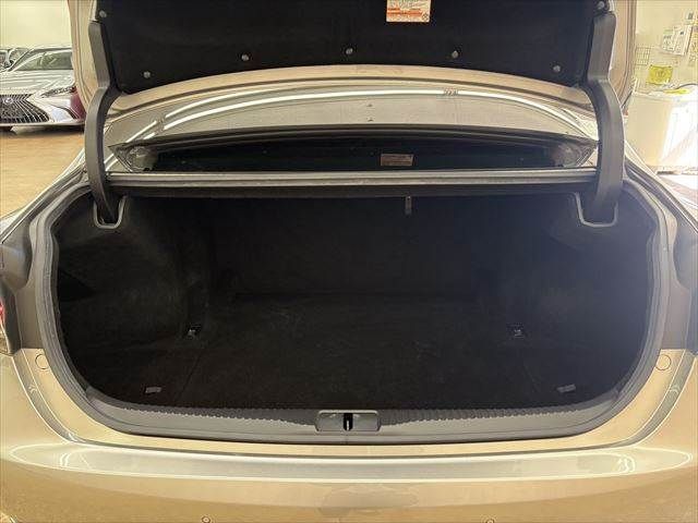 TOYOTA LEXUS GS300H 2016 Image 31