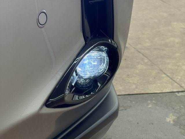 TOYOTA LEXUS UX250H AWD 2019 Image 31