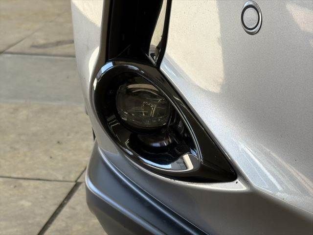 TOYOTA LEXUS UX250H AWD 2019 Image 31