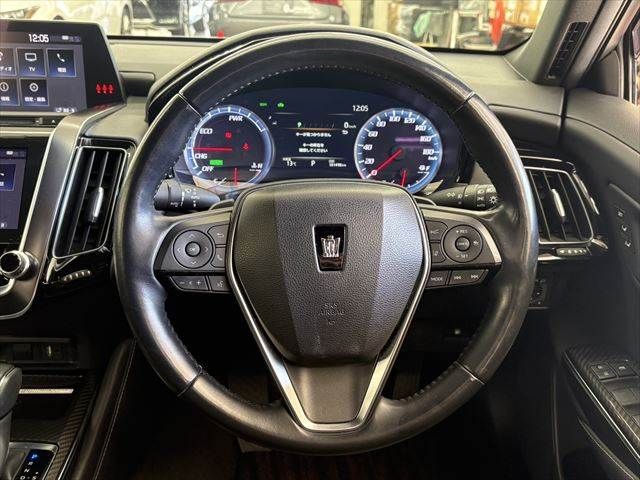 TOYOTA CROWN SEDAN HYBRID 2019 Image 31