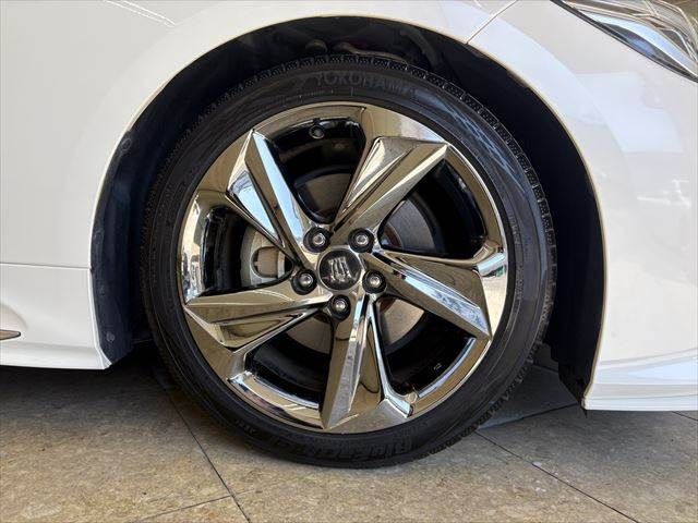 TOYOTA CROWN SEDAN HYBRID 2019 Image 31