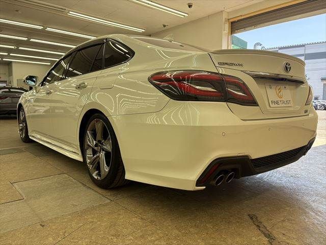 TOYOTA CROWN SEDAN HYBRID 2019 Image 31