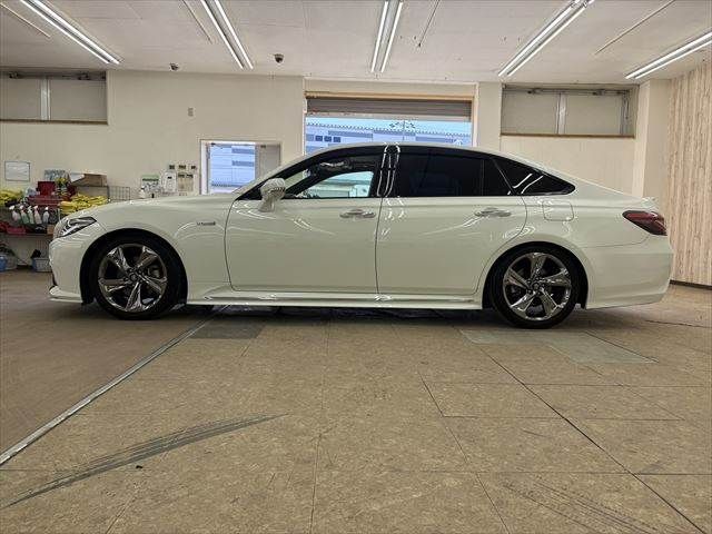 TOYOTA CROWN SEDAN HYBRID 2019 Image 31