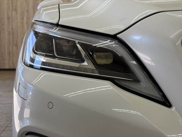 TOYOTA CROWN SEDAN HYBRID 2019 Image 31