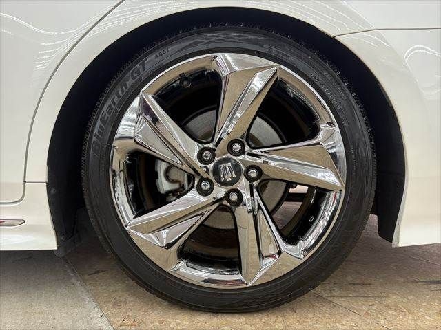 TOYOTA CROWN SEDAN HYBRID 2019 Image 31