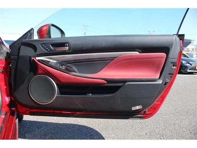 TOYOTA LEXUS RC300H 2015 Image 31