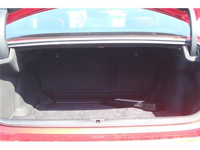 TOYOTA LEXUS RC300H 2015 Image 31