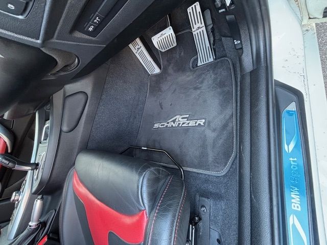 BMW 1SERIES 2012 Image 31