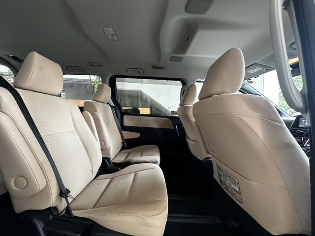 TOYOTA NOAH 2017 Image 31