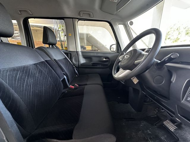 DAIHATSU TANTO CUSTOM 2014 Image 31