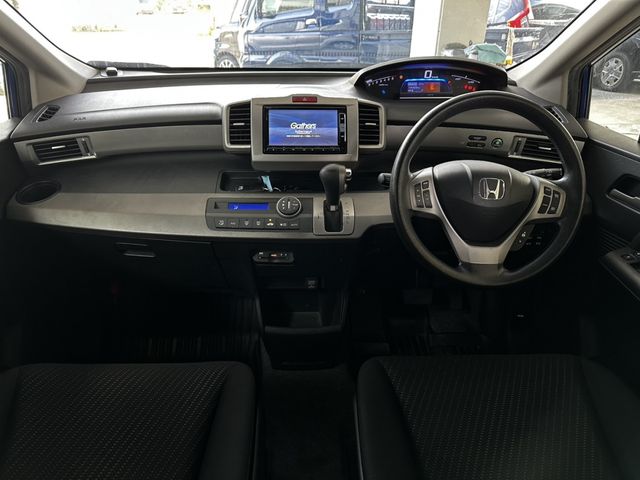 HONDA FREED HYBRID 2015 Image 31