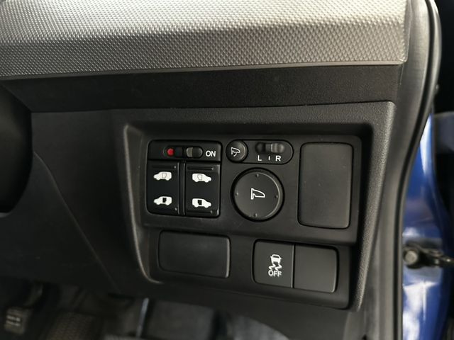 HONDA FREED HYBRID 2015 Image 31