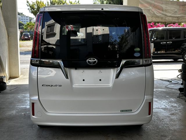 TOYOTA ESQUIRE 4WD 2018 Image 31