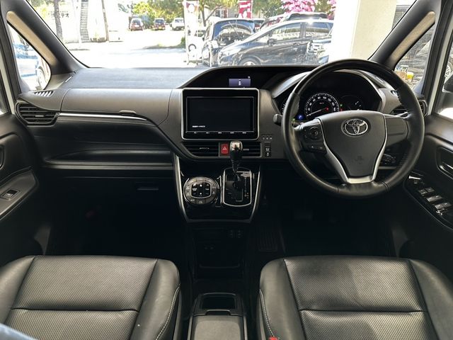 TOYOTA ESQUIRE 4WD 2018 Image 31