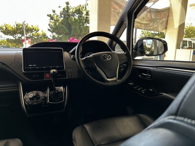 TOYOTA ESQUIRE 4WD 2018 Image 31