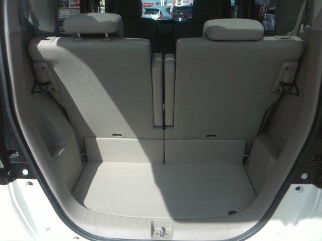 HONDA N BOX 2012 Image 31