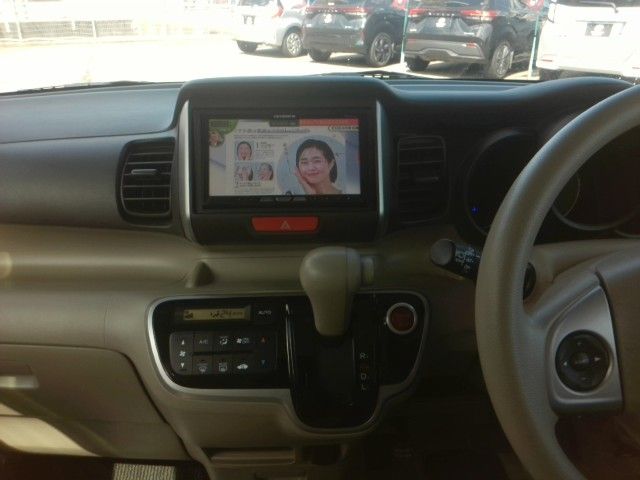 HONDA N BOX 2012 Image 31