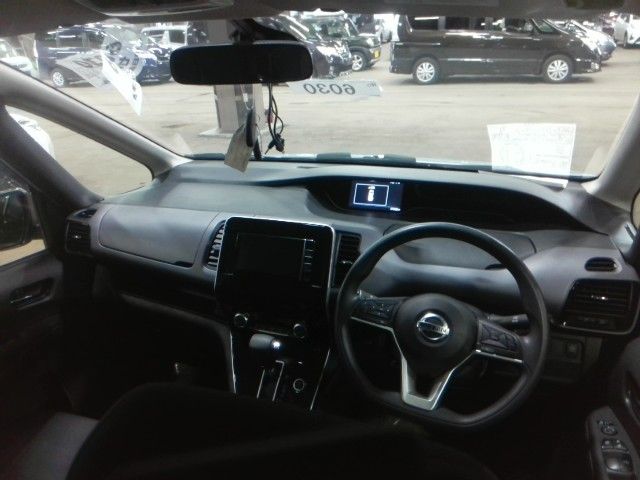 NISSAN SERENA  S-HYBRID 4WD 2021 Image 31